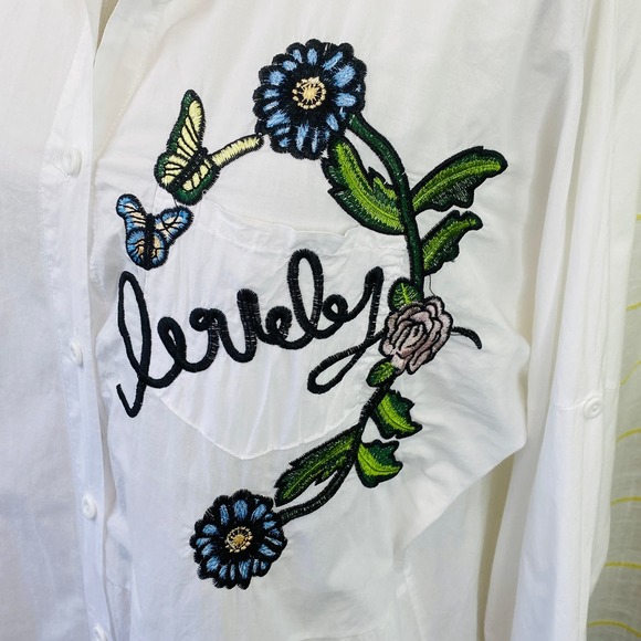Embroidered Button Down Boxy Top Womens L White Floral Lovely Boho Art to Wear - Picture 6 of 9